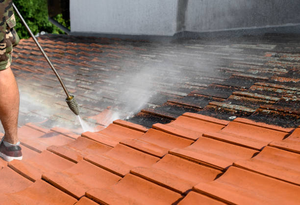 Garage Pressure Washing in Gladstone, OR